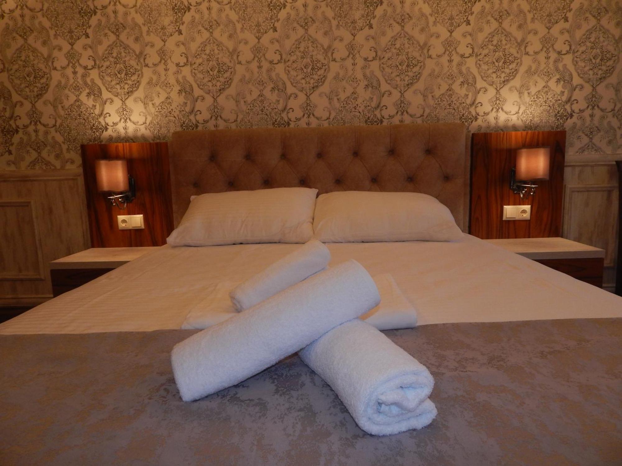 Melini Boutique Hotel Batumi Ngoại thất bức ảnh