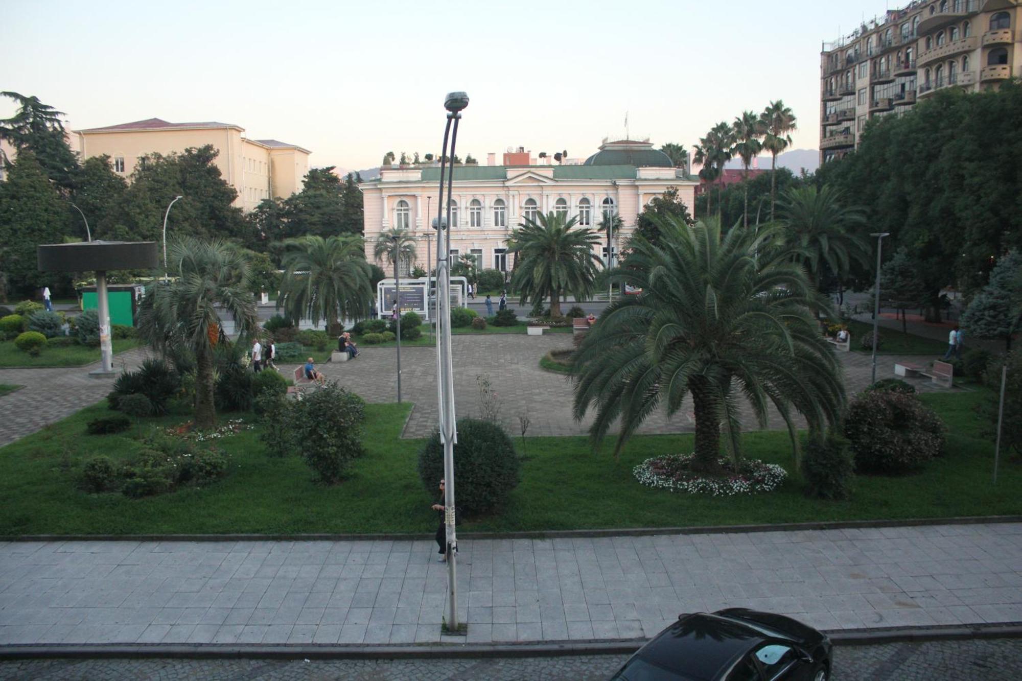 Melini Boutique Hotel Batumi Ngoại thất bức ảnh